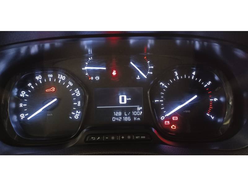 Opel Vivaro - FOURGON FGN L2 1.5 DIESEL 120 CH PACK CLIM