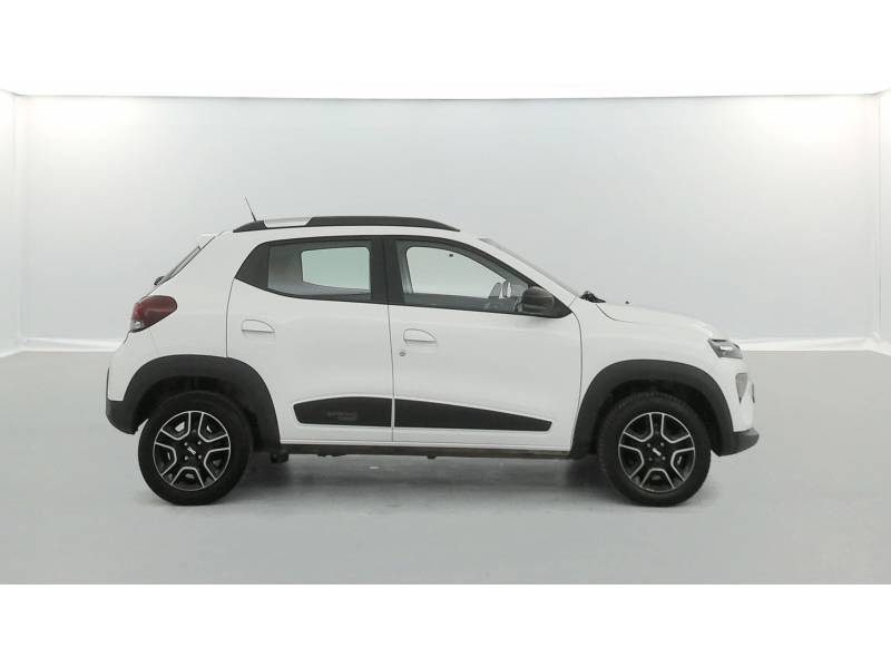 Dacia Spring - Essential -23B
